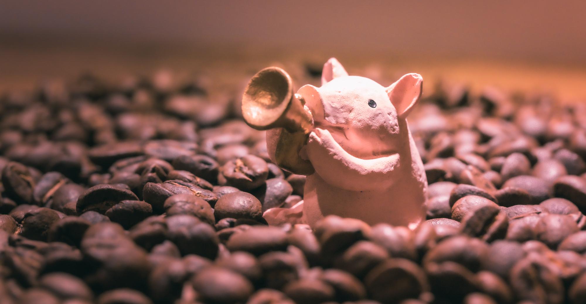 豬大咖啡·烘焙製造所〞