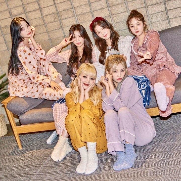 工讀生的偶像周邊賣場