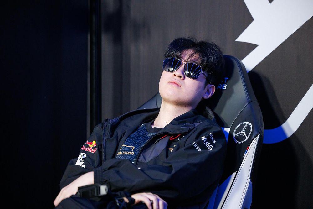 被電競男同耽誤的團購主