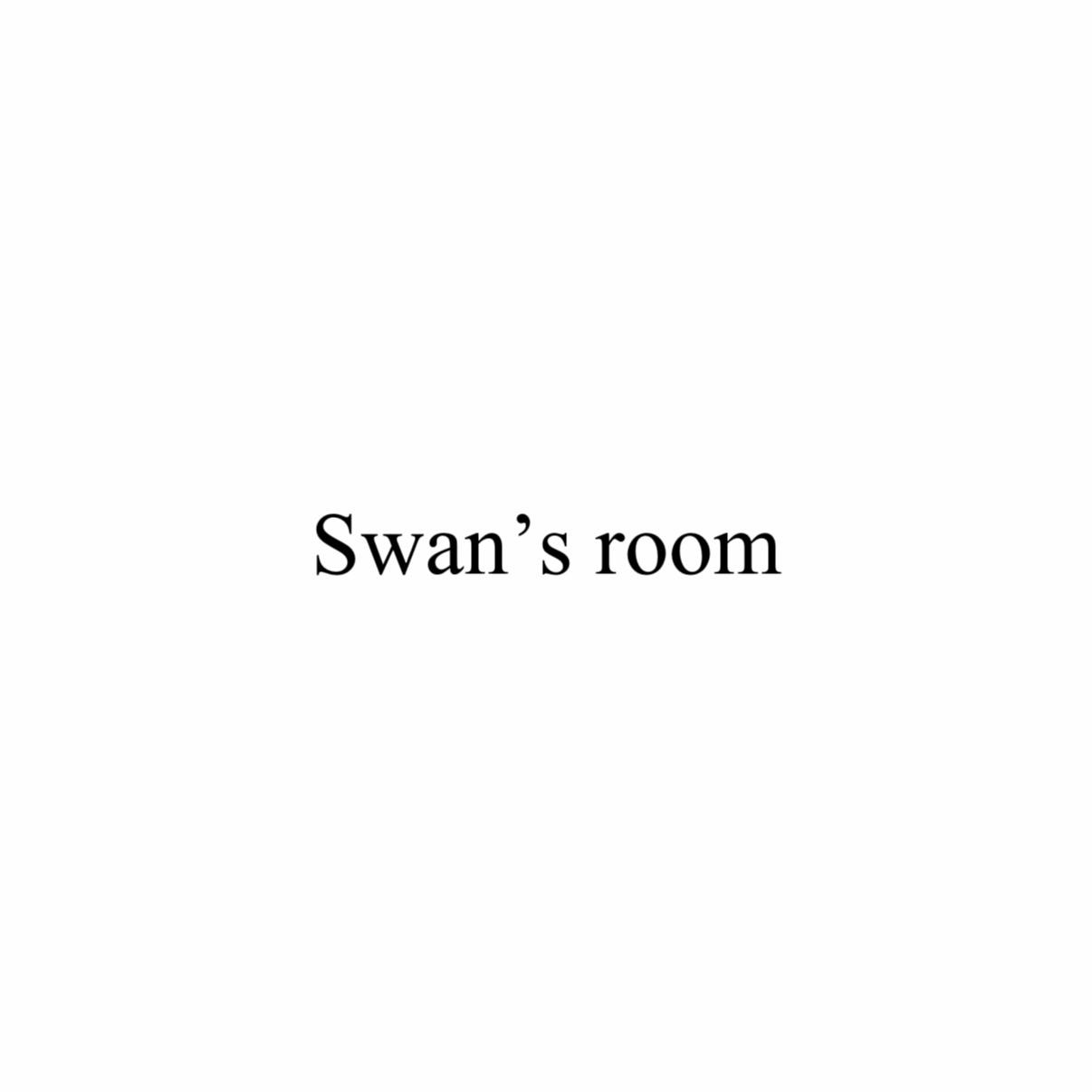 Swan s room