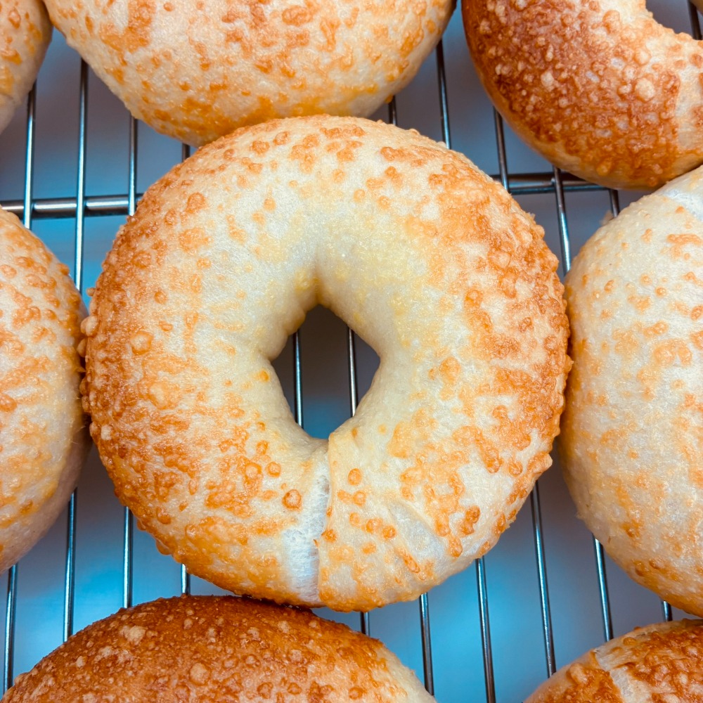 帕瑪森起司貝果BAGEL 7種口味低卡麵包匠人手作 下標現作 蛋奶素可客製 有嚼勁不會硬無油低鹽微糖-規格圖6