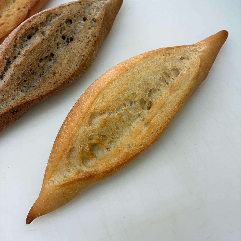 【法國Baguette小法棍】下標現作來自法國的口味 表皮酥脆內Q彈 無油/無糖的全素小法棍100%小麥麵粉 低卡-規格圖9