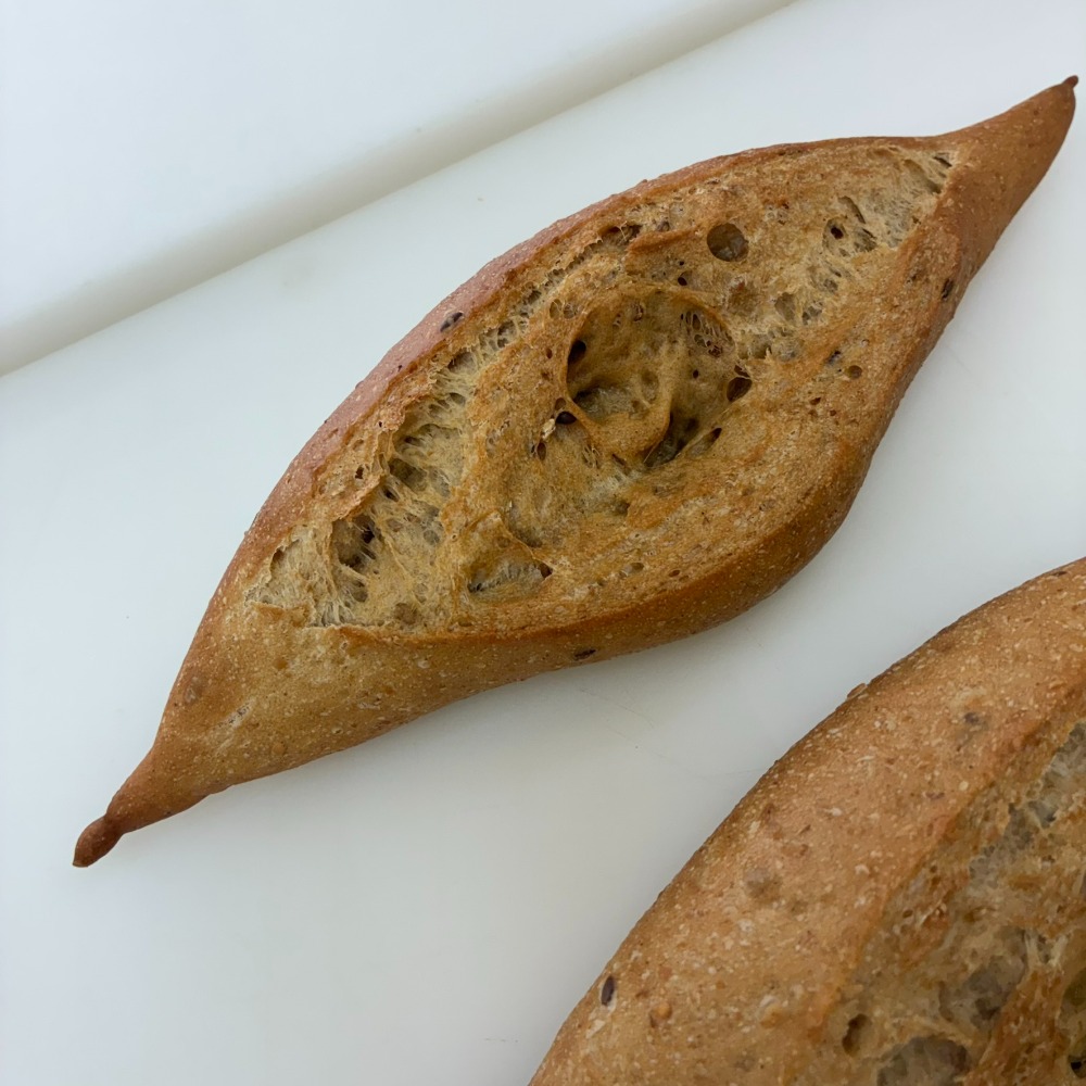 【法國Baguette小法棍】下標現作來自法國的口味 表皮酥脆內Q彈 無油/無糖的全素小法棍100%小麥麵粉 低卡-規格圖9