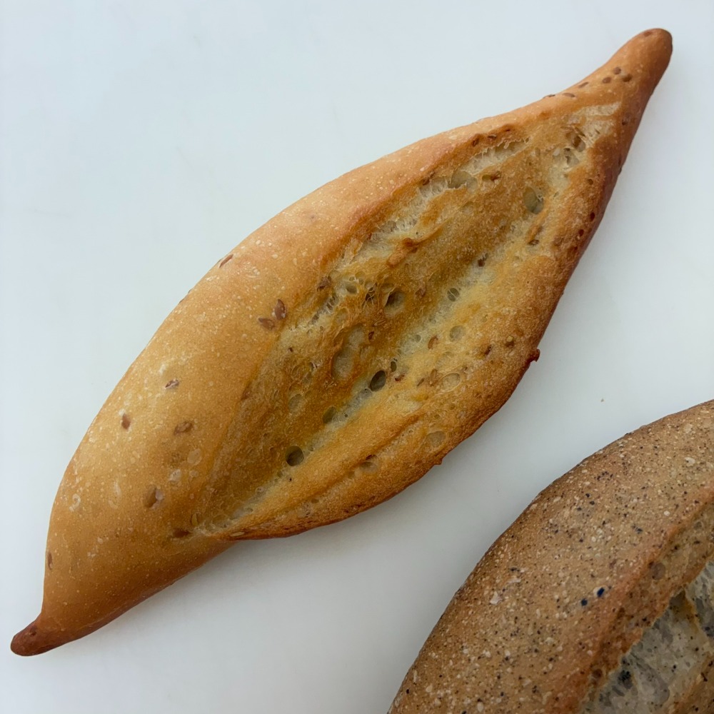 【法國Baguette小法棍】下標現作來自法國的口味 表皮酥脆內Q彈 無油/無糖的全素小法棍100%小麥麵粉 低卡-規格圖9