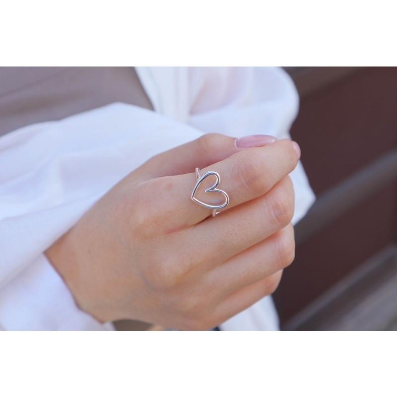 洛莉🥑純銀愛心線條戒指 AW0907-細節圖3