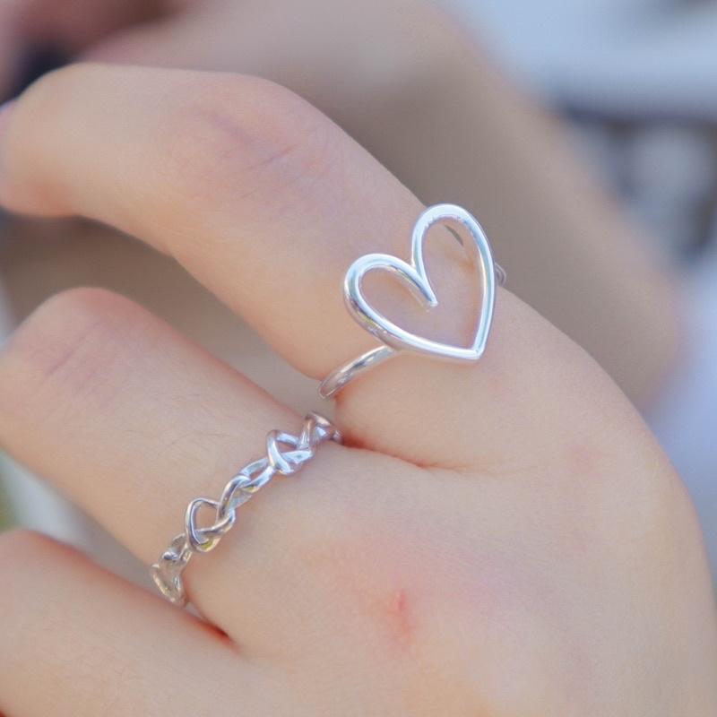 洛莉🥑純銀愛心線條戒指 AW0907-細節圖5