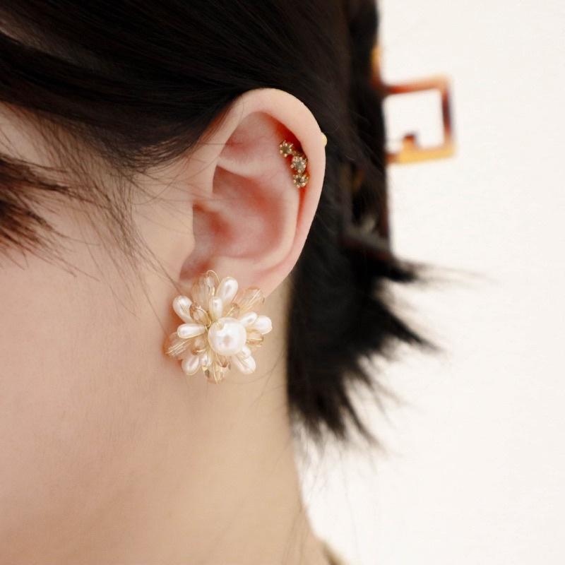 洛莉 🥑 奢華珍珠花耳釘 AW1208-細節圖3