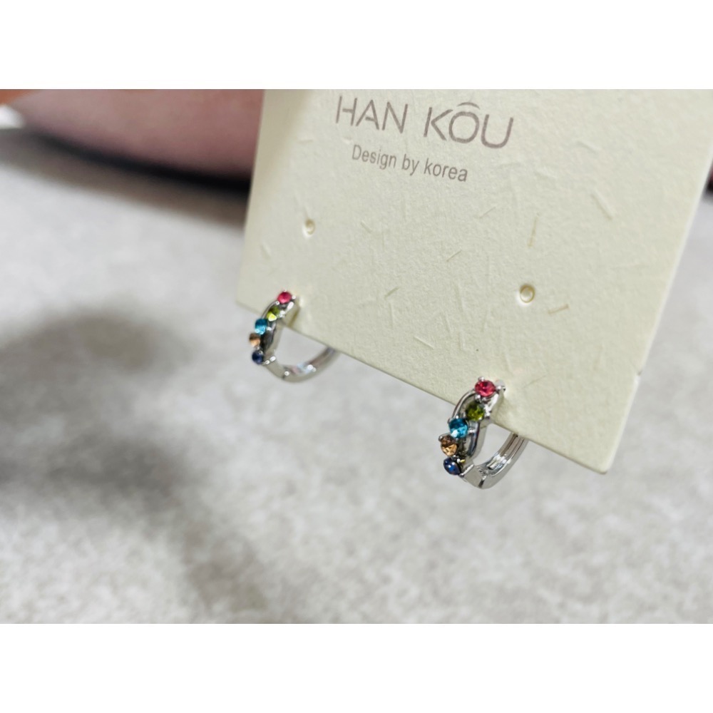 《台灣現貨》彩色水鑽環式耳環（非夾式）-細節圖4