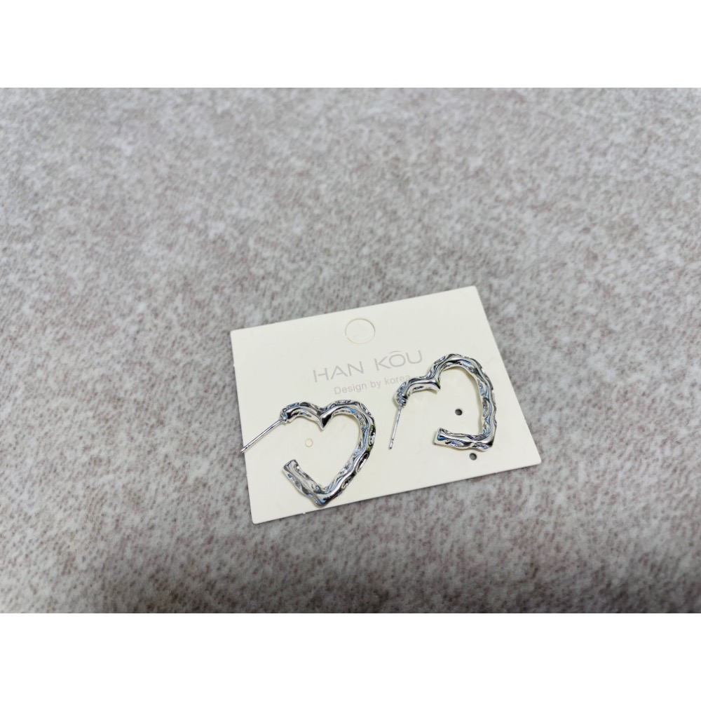 《台灣現貨》愛心環耳環（非夾式）-細節圖2