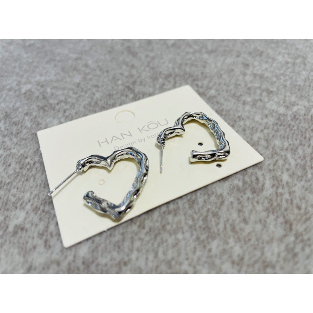 《台灣現貨》愛心環耳環（非夾式）-細節圖3