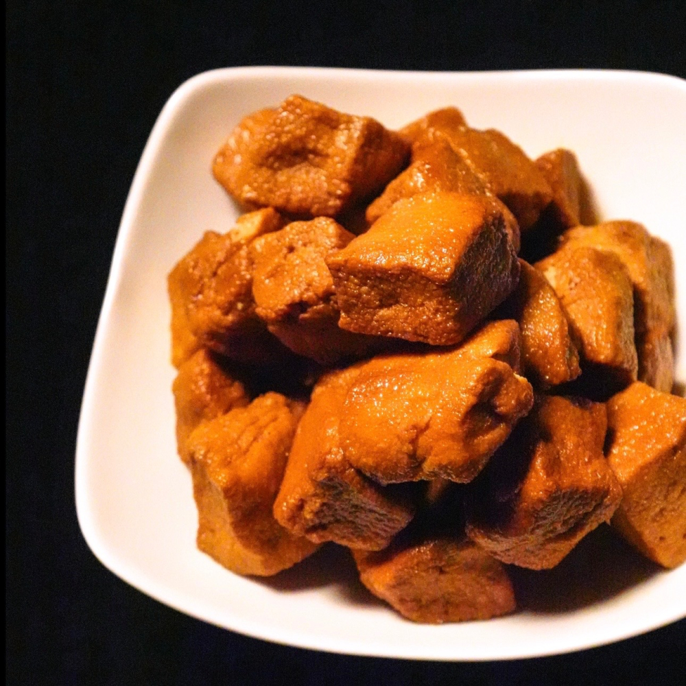 鮮滷味｜小豆干（原/辣） 280g 精選小豆干 秘滷入味 滷香扎實 原味順口 辣味香麻 冷凍即食 退冰可吃 下酒首選-細節圖4