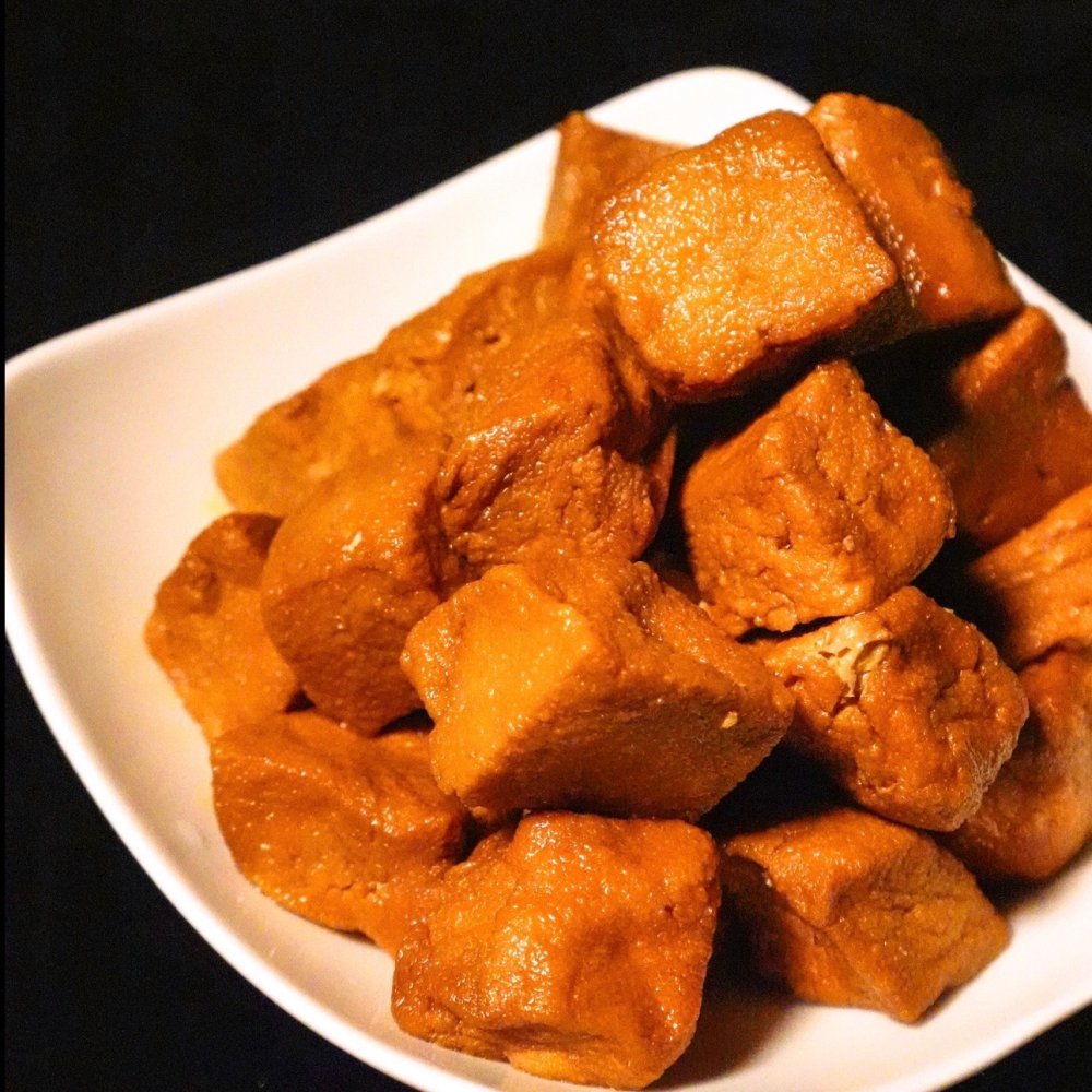 鮮滷味｜小豆干（原/辣） 280g 精選小豆干 秘滷入味 滷香扎實 原味順口 辣味香麻 冷凍即食 退冰可吃 下酒首選-細節圖5