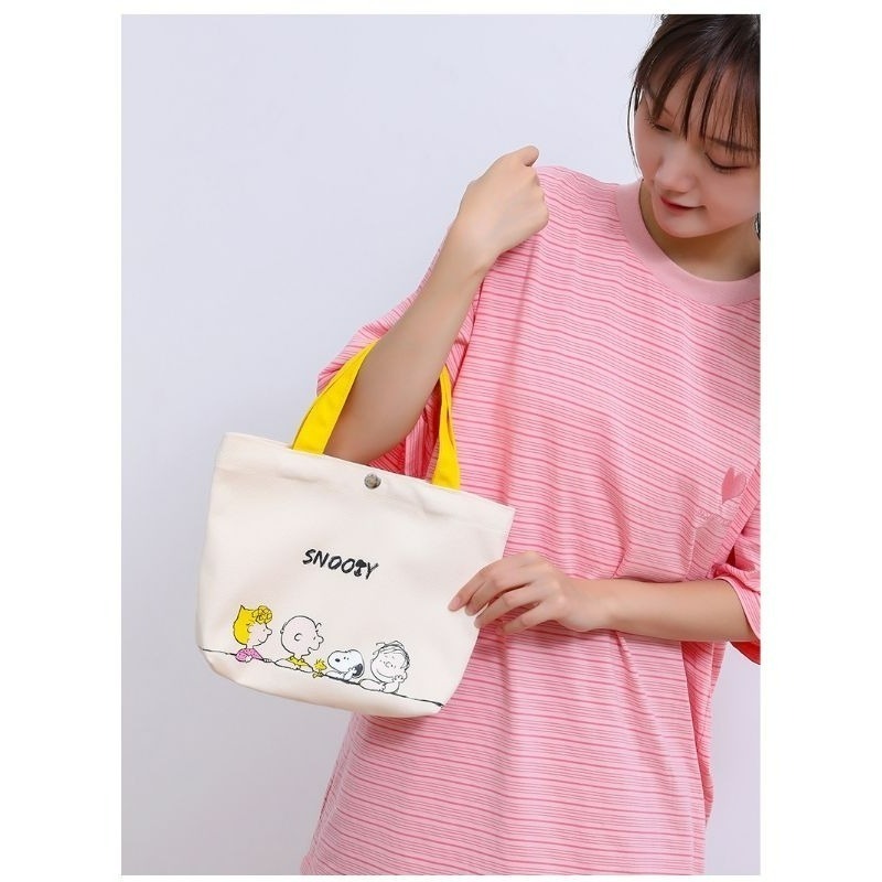 現貨🐾官方 正品 Snoopy 史努比 大容量 帆布包 單肩包 禮物 休閒 手提袋 包包 可愛 通勤 卡通 大學生 女大-細節圖5
