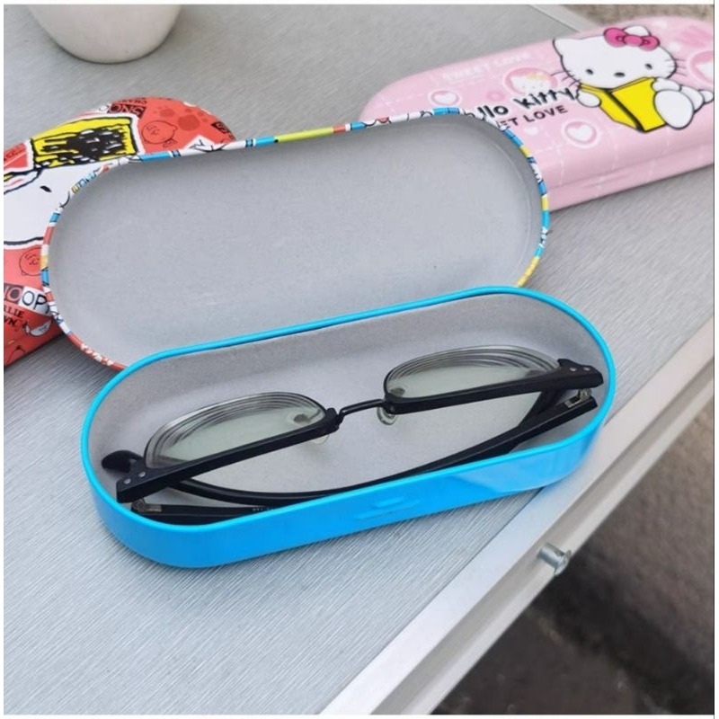 🐾 史努比 Snoopy 卡通 馬口鐵盒 多用途 文具 眼鏡 收納盒 眼鏡盒-細節圖2