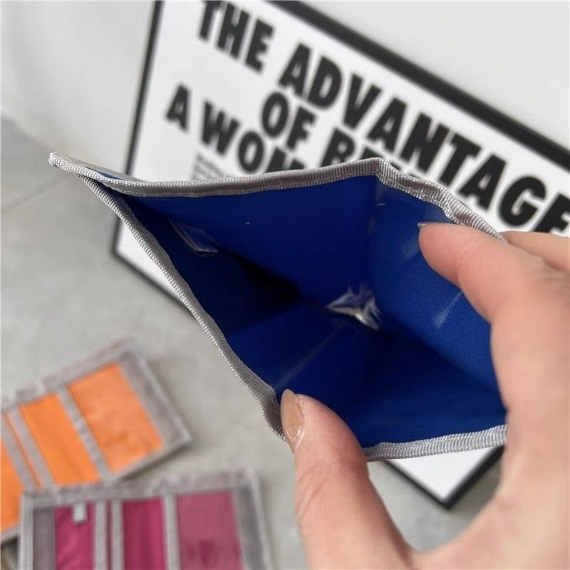 日本 日版 可愛 卡通 🐾 SNOOPY 史努比 加菲貓 卡夾 卡包 證件包 小錢包 銀行卡 信用卡 收納包 卡夾-細節圖6