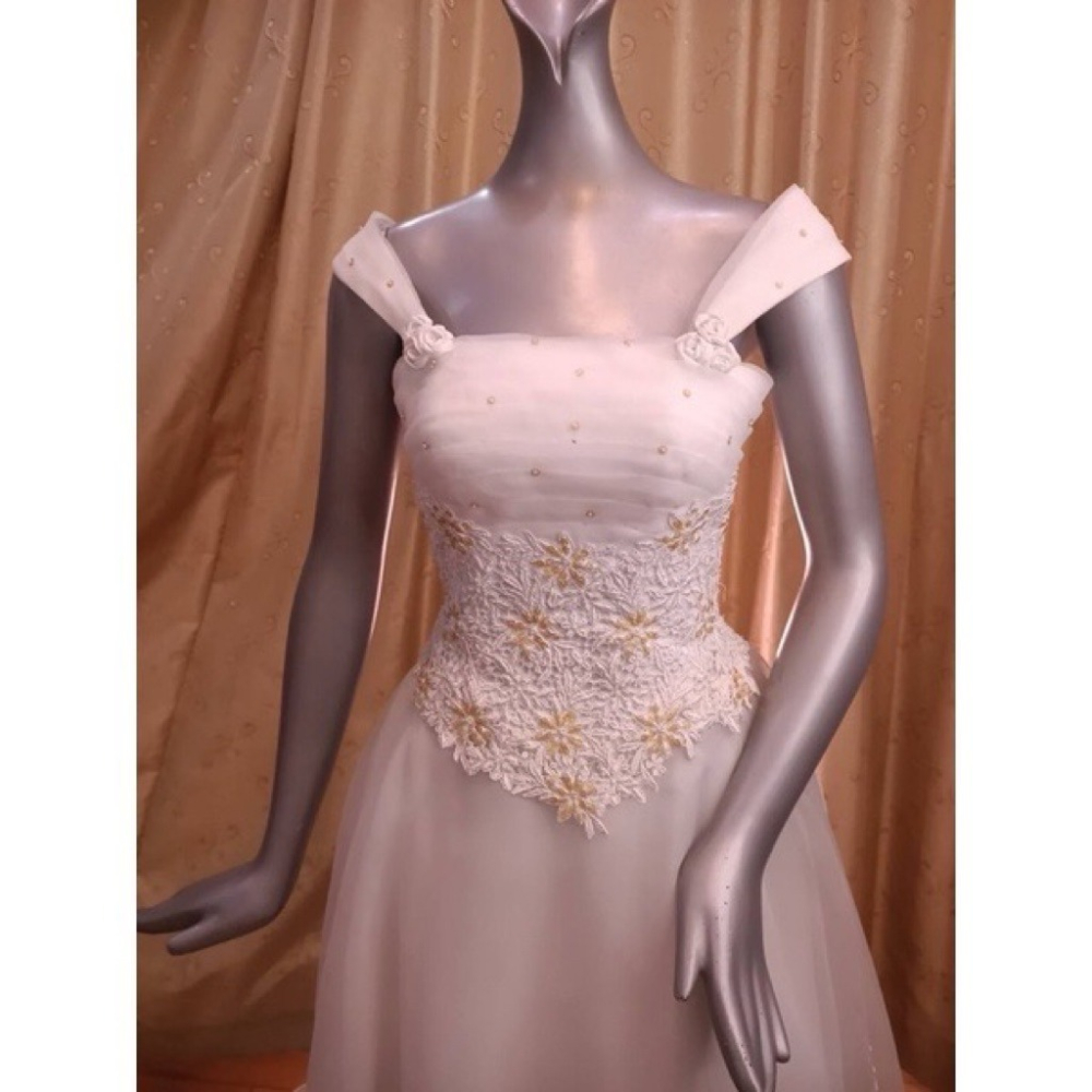 婚紗 二手禮服 wedding dress 手工白紗 有肩帶 玫瑰 雛菊 修身-細節圖2