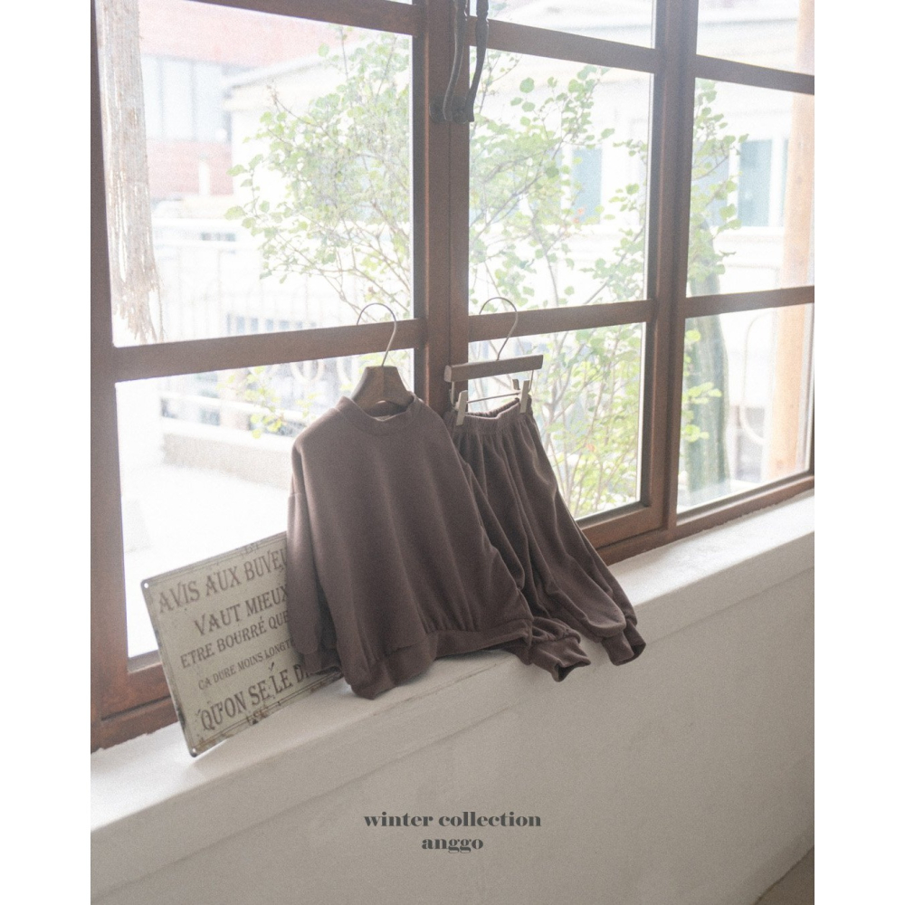 ✿ 現貨｜韓國童裝代購｜小童中童｜75-120 ✿Anggo素色休閒套裝-細節圖4