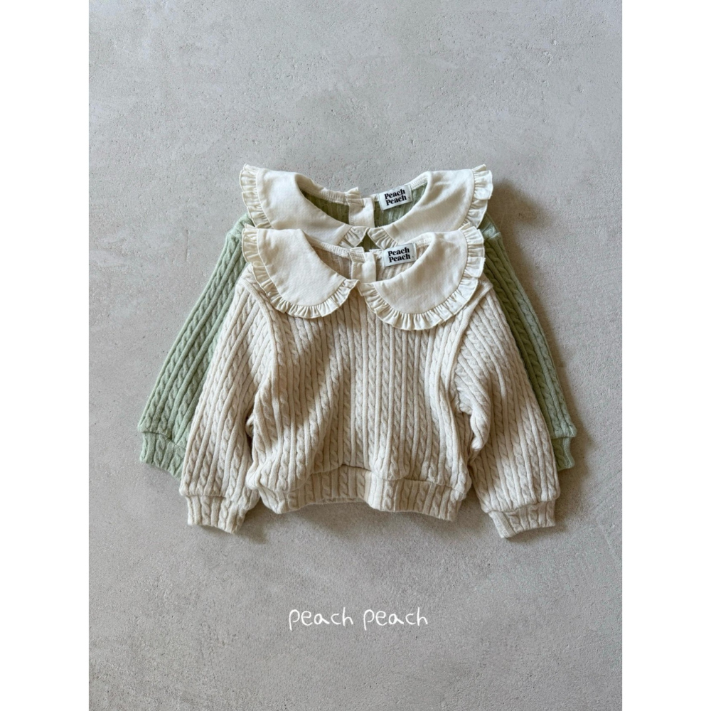 ✿ 現貨｜韓國童裝代購｜小童中童｜80-130  ✿Peach Peach荷葉領辮紋上衣-細節圖4