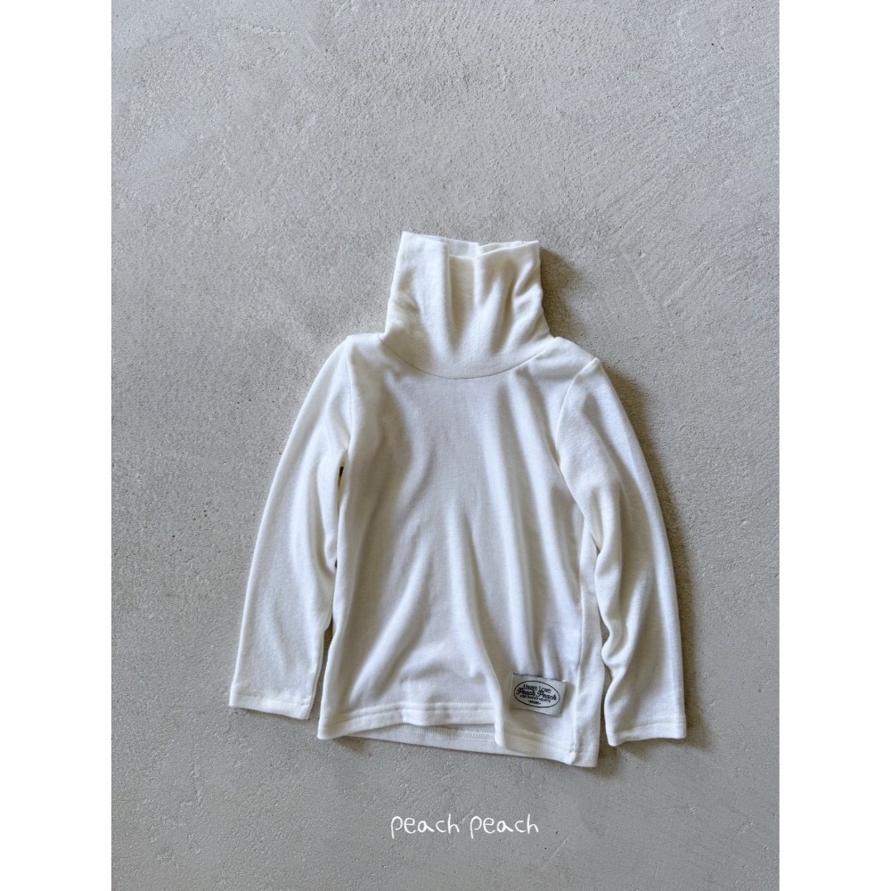 ✿ 現貨｜韓國童裝代購｜小童中童｜80-130 ✿Peach Peach高領輕柔棉上衣-規格圖7