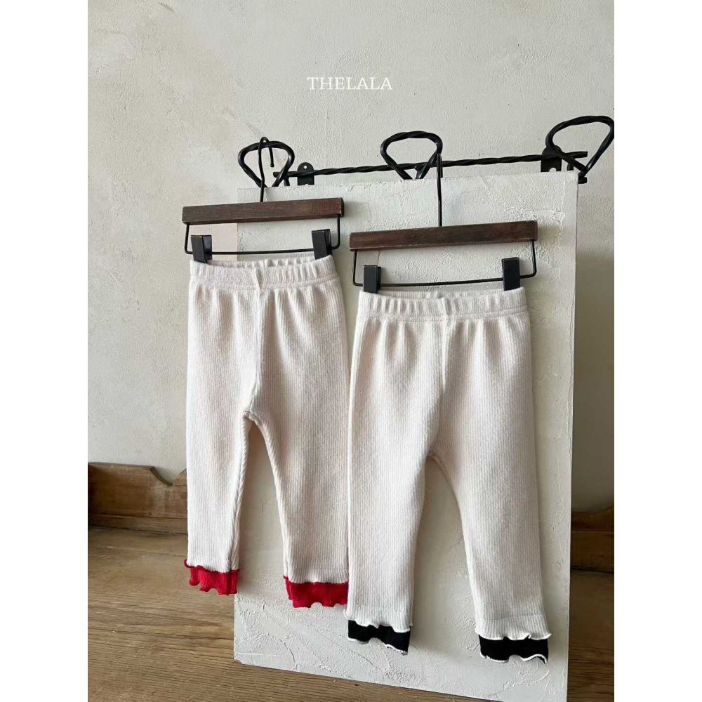 ✿ 現貨｜韓國童裝代購｜小童中童｜75-115 ✿the lala撞色荷葉羅紋褲-細節圖2