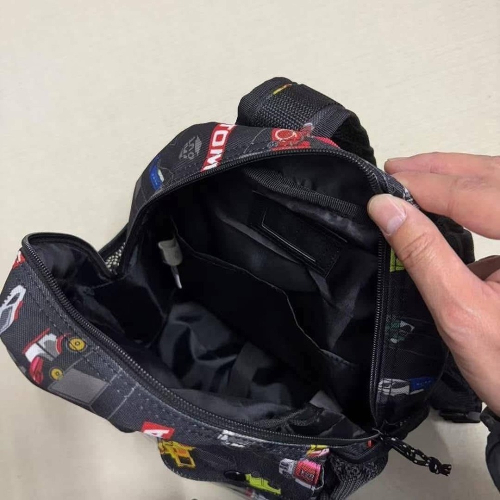 TOMICA滿印透明小口袋兒童後背包/黑色33*24*13cm-細節圖6