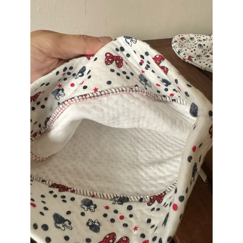 泰國購入 Mikey 米奇 米妮 冷帽 可愛 蝴蝶結 毛帽 滑雪 復古 帽子 棉料 保暖 爬山 露營 棉質-細節圖3