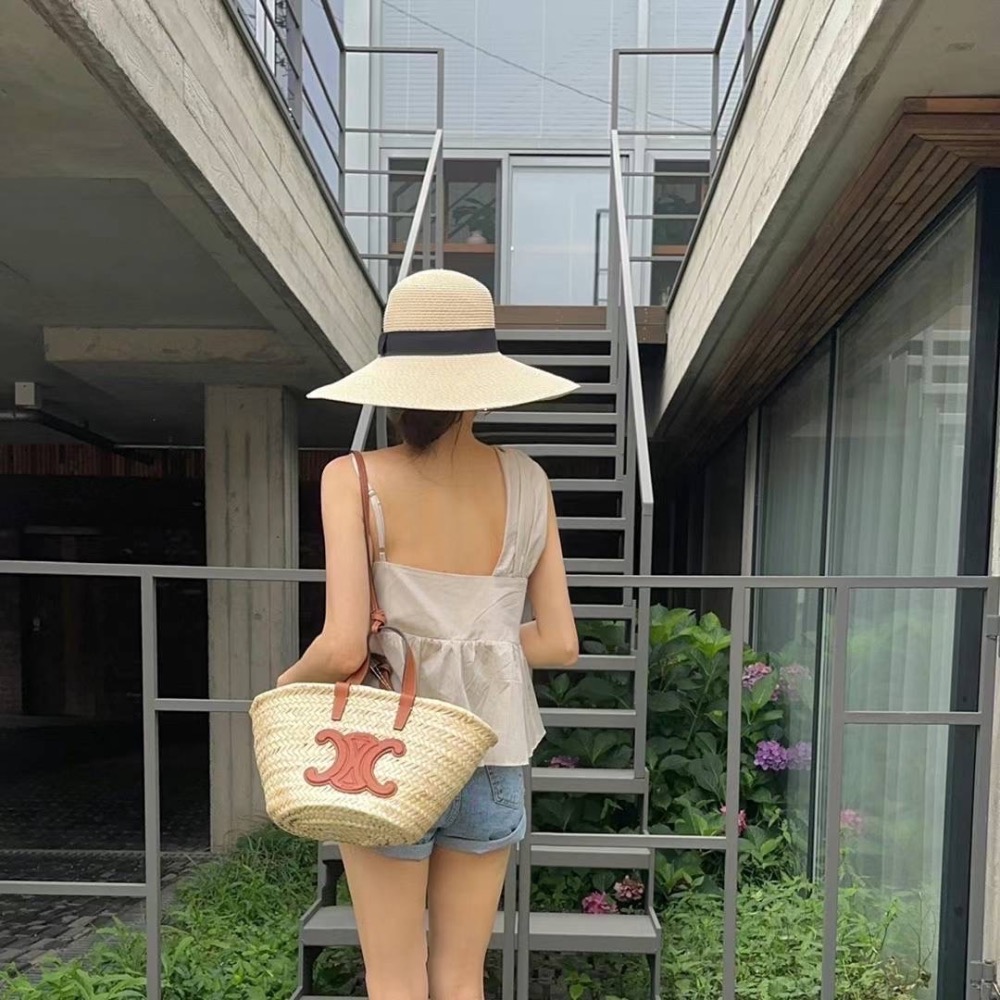 換季優惠Ballerina 法式芭蕾女伶 設計款不對稱上衣-細節圖7