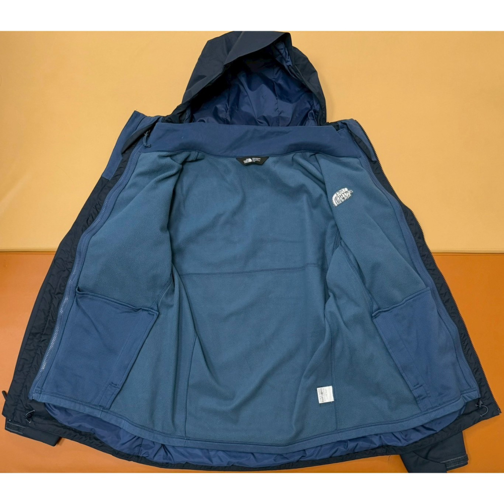 The North Face 男版 M號 三合一 搖粒絨 內裡 藍 DRYVENT 外套 NP51807Z-細節圖3