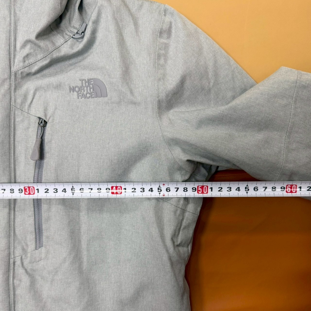 The North Face 女版 S號 三合一 灰 羽絨 腋下通風拉鍊 眼鏡布 外套 NF0A3LZS-細節圖7