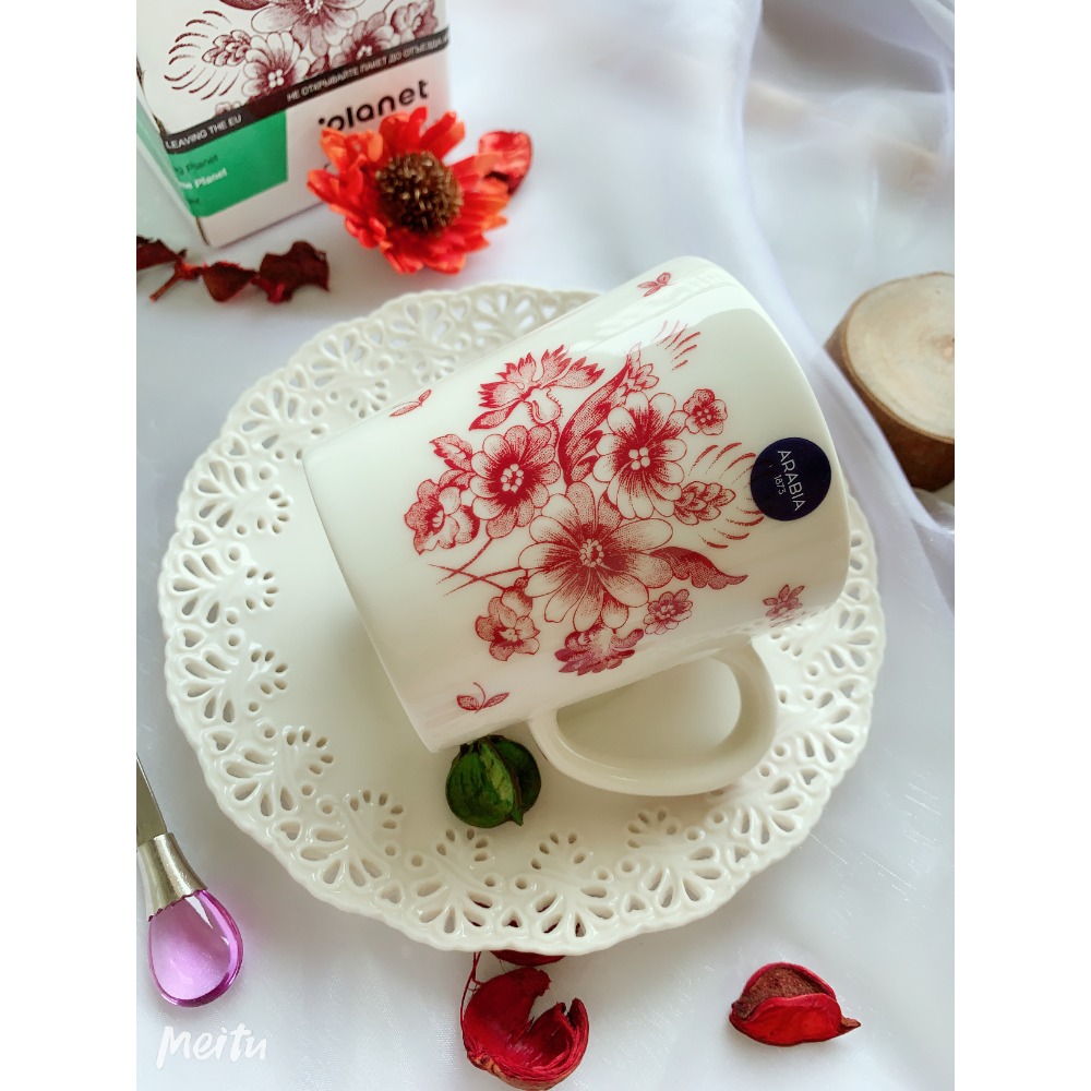 【絕版珍藏】芬蘭 ARABIA 百年工藝馬克杯 ── 復刻經典紅（田園風景與Myrna花卉 系列）-規格圖11