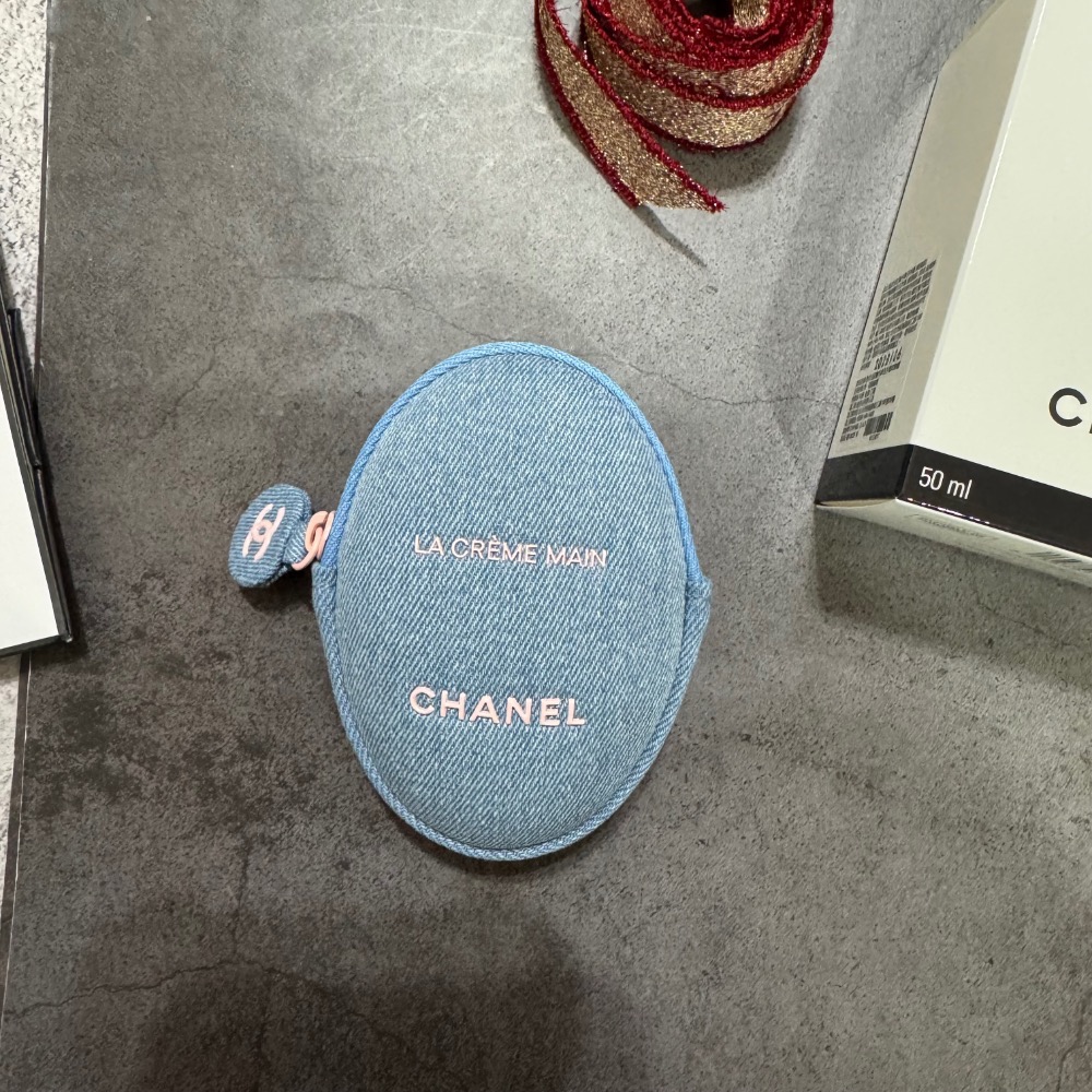 全新現貨 中文標 香奈兒訂製丹寧玉手霜 (輕盈版)​ chanel-細節圖2