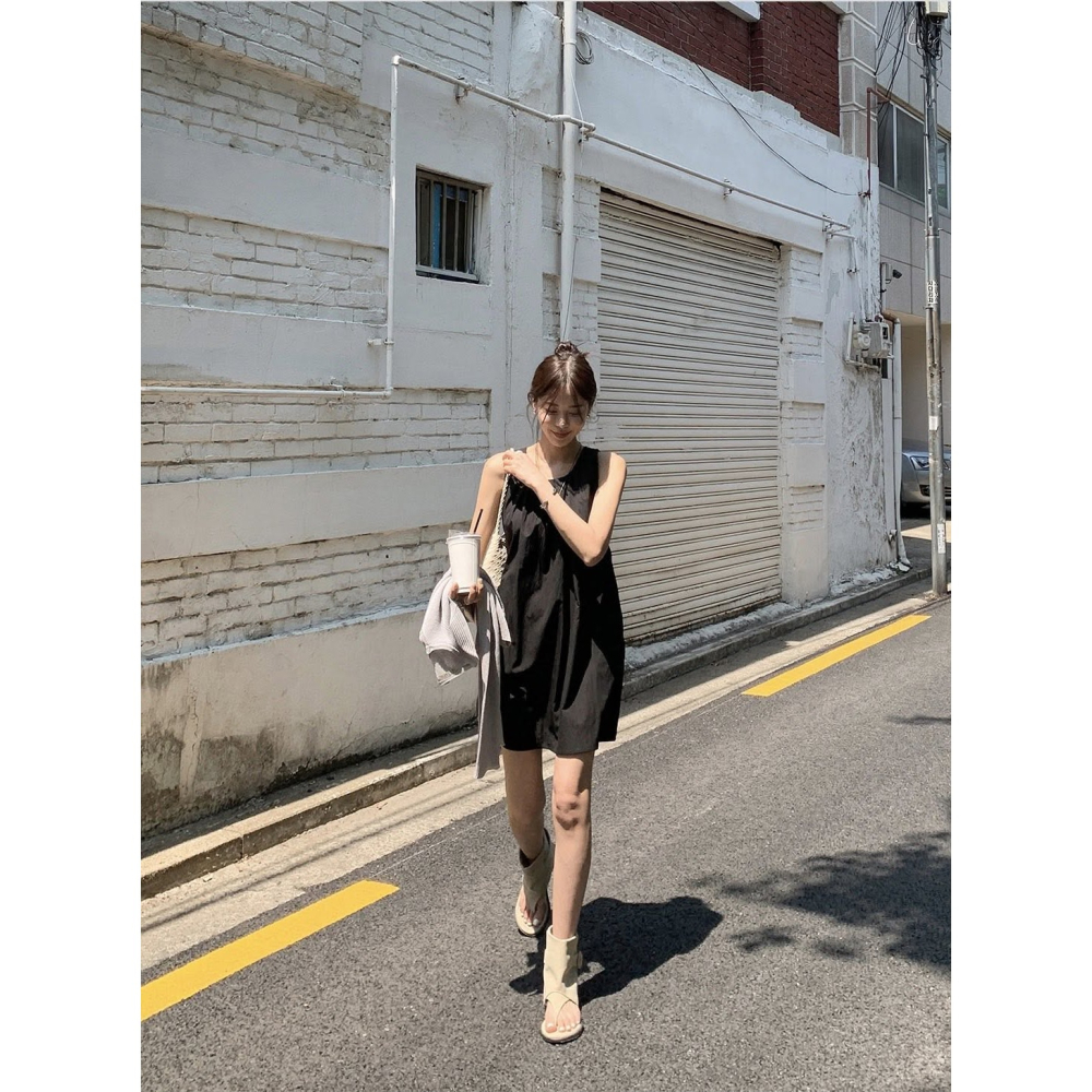正韓2色G184胸壓褶圓領背心洋-細節圖2