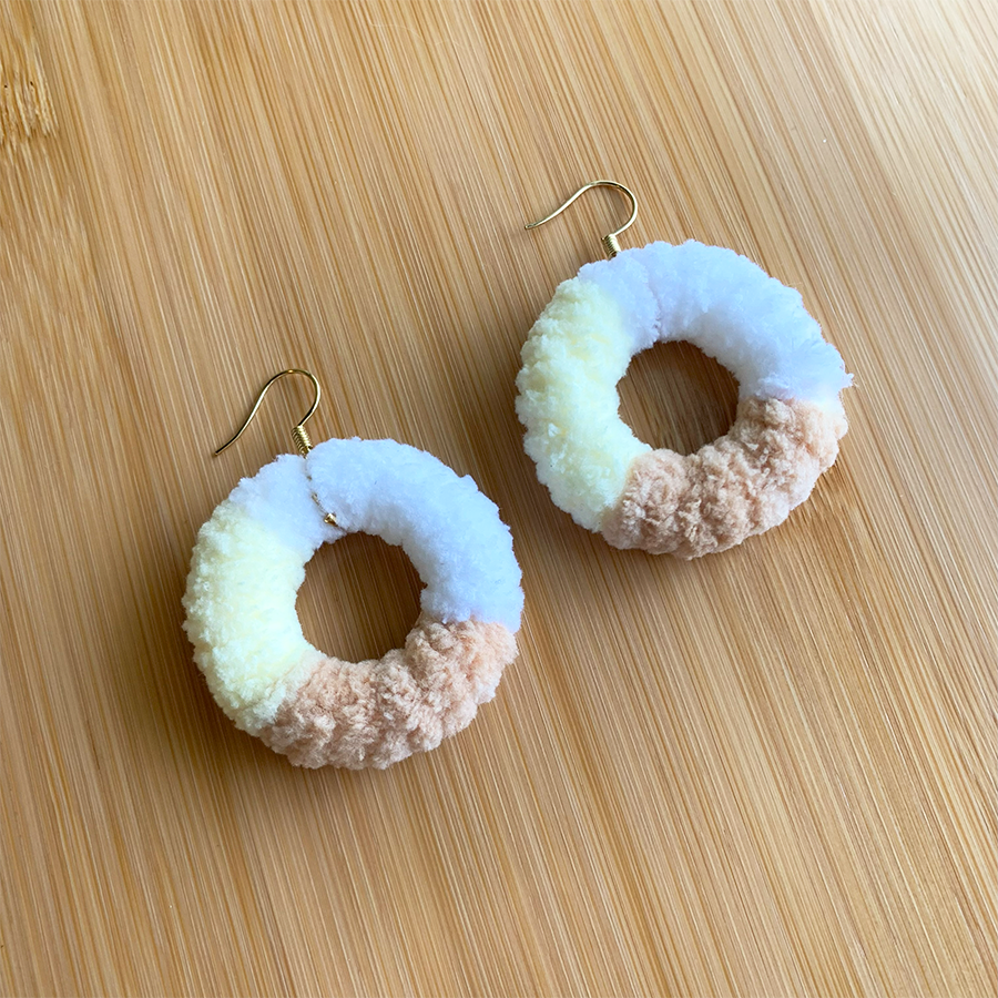 三花貓圈圈絨毛耳飾-細節圖3