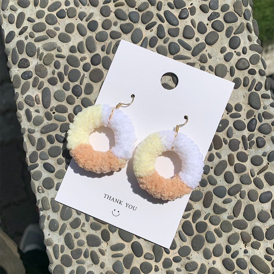 三花貓圈圈絨毛耳飾-細節圖4