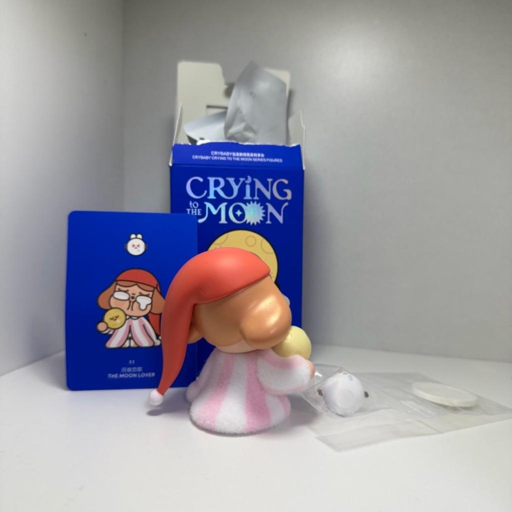Pop Mart 泡泡瑪特 Cry Baby 哭娃 出走的月亮 確認款-月夜戀歌（拆袋有盒卡） 盲盒 公仔 擺件收藏品-細節圖2