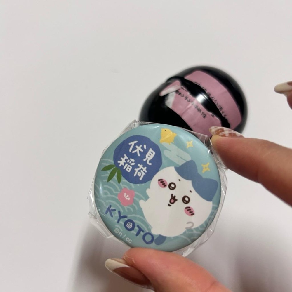 日本🇯🇵 吉伊卡哇 小八 、全角色 伏見稻荷限定徽章 京都限定款 全新未拆-細節圖3