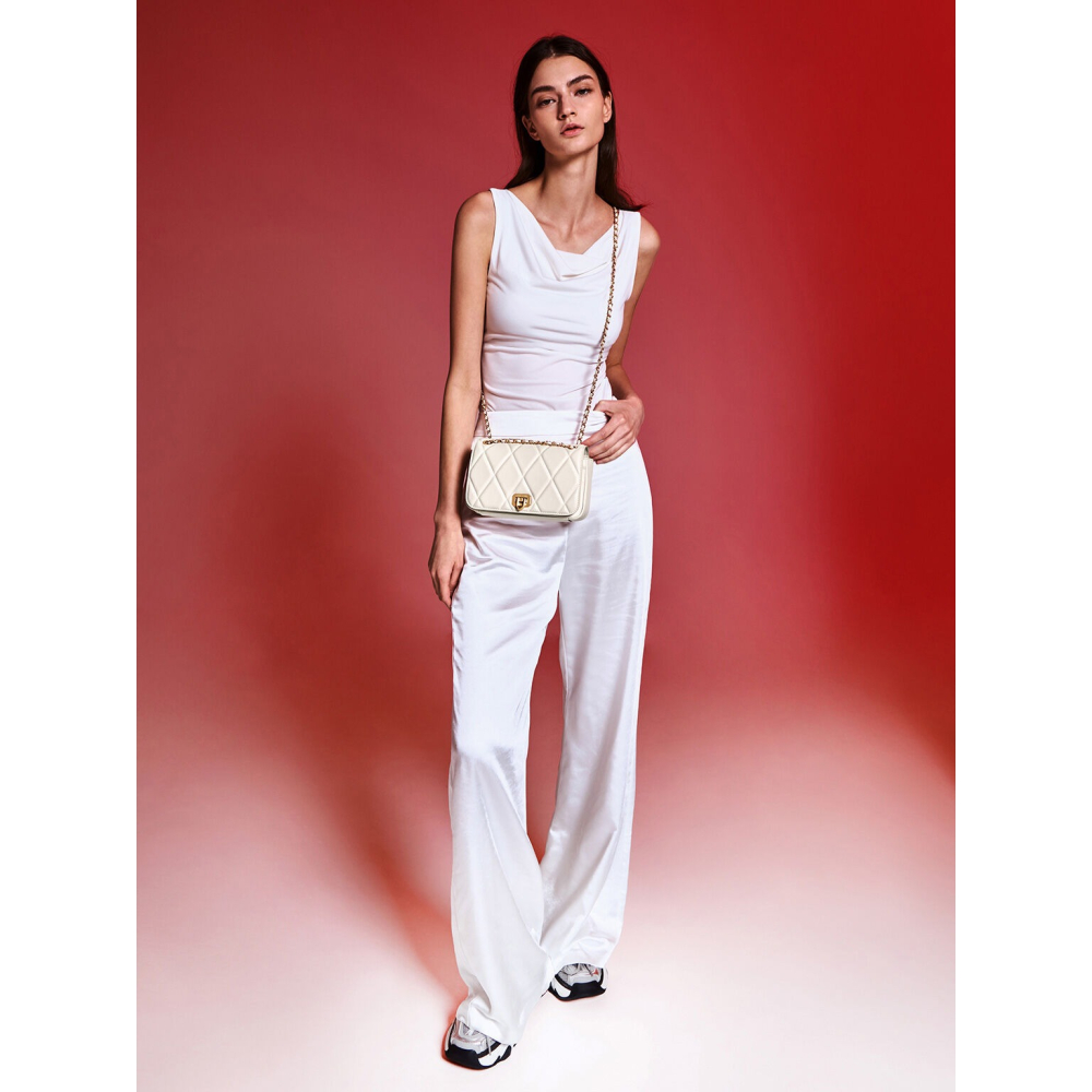 二手轉賣 Charles & Keith 小CK Arwen 菱格肩背包 奶油色 S-細節圖4