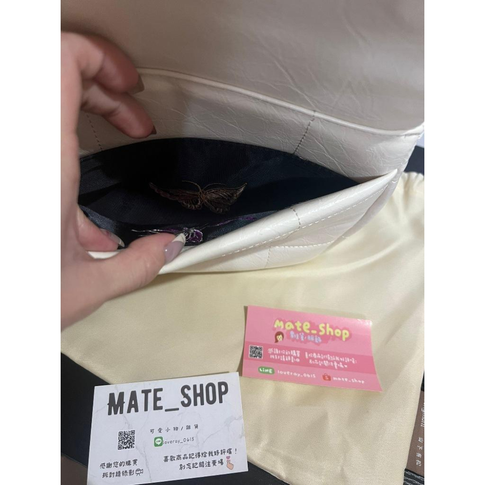 【Mate_Shop】Songmont 巧克力包 小方包 翻蓋包 雲吞鎖扣 軟皮 暖糯 時尚 百搭 磁吸 真皮 現貨預購-細節圖5