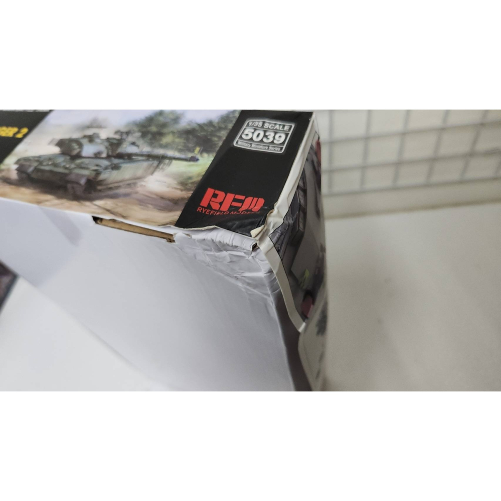 *弘萬吉*RFM 1/35 Challenger 2 TES RM5039 盒舊盒損特價-細節圖2