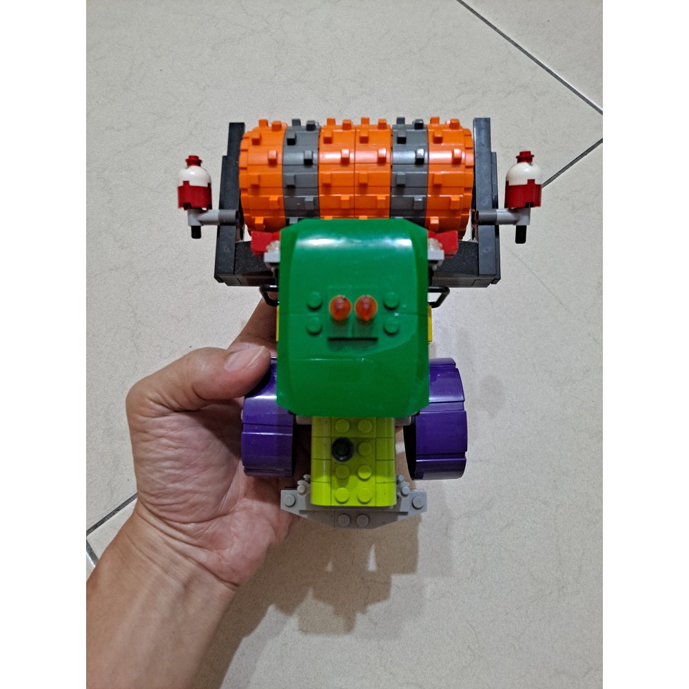 LEGO 76013 小丑壓路車-細節圖3