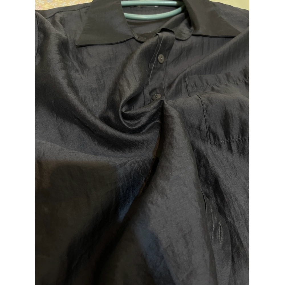 二手 Meier.Q 透肌 透膚 微光澤 長袖 襯衫 深灰 Size S 雪紡 薄透 涼爽-細節圖3