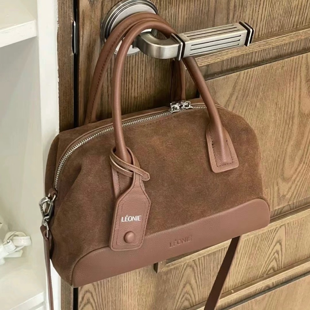 KeCom。LEONIE 麂皮真皮款 保齡球包-細節圖3