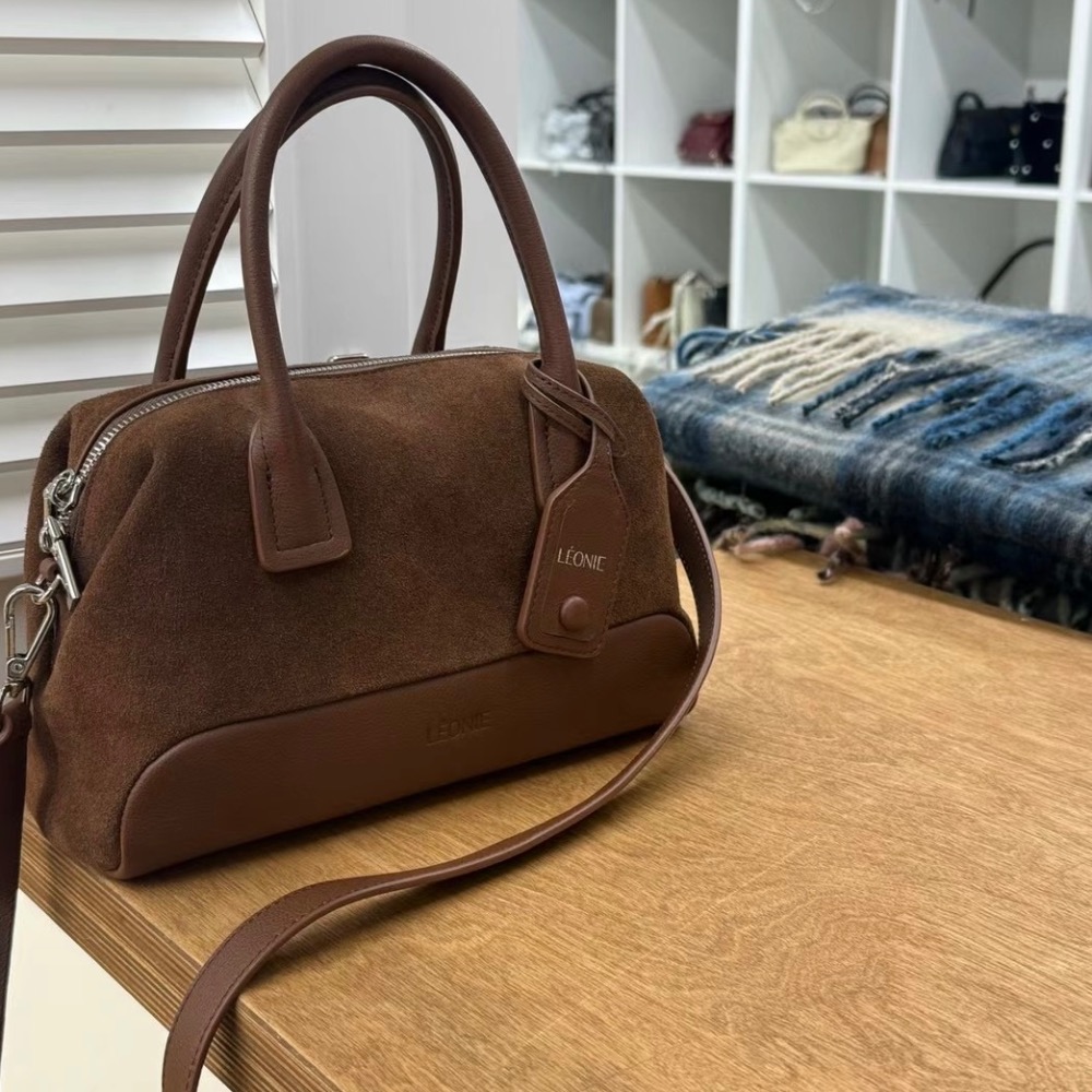 KeCom。LEONIE 麂皮真皮款 保齡球包-細節圖6