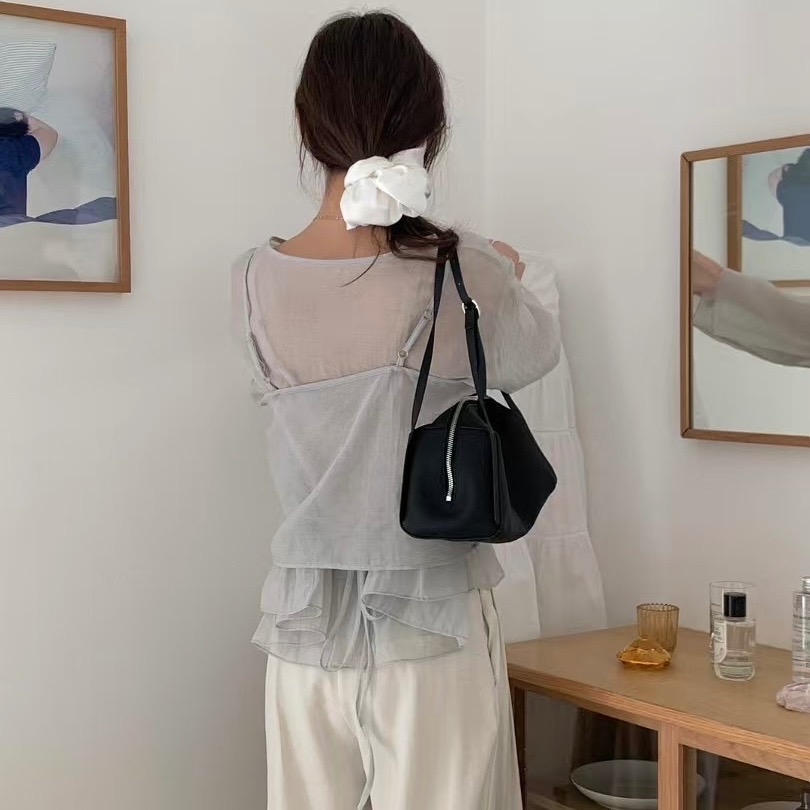 KeCom。LÉONIE 真皮 荔枝紋 豆腐包-細節圖6