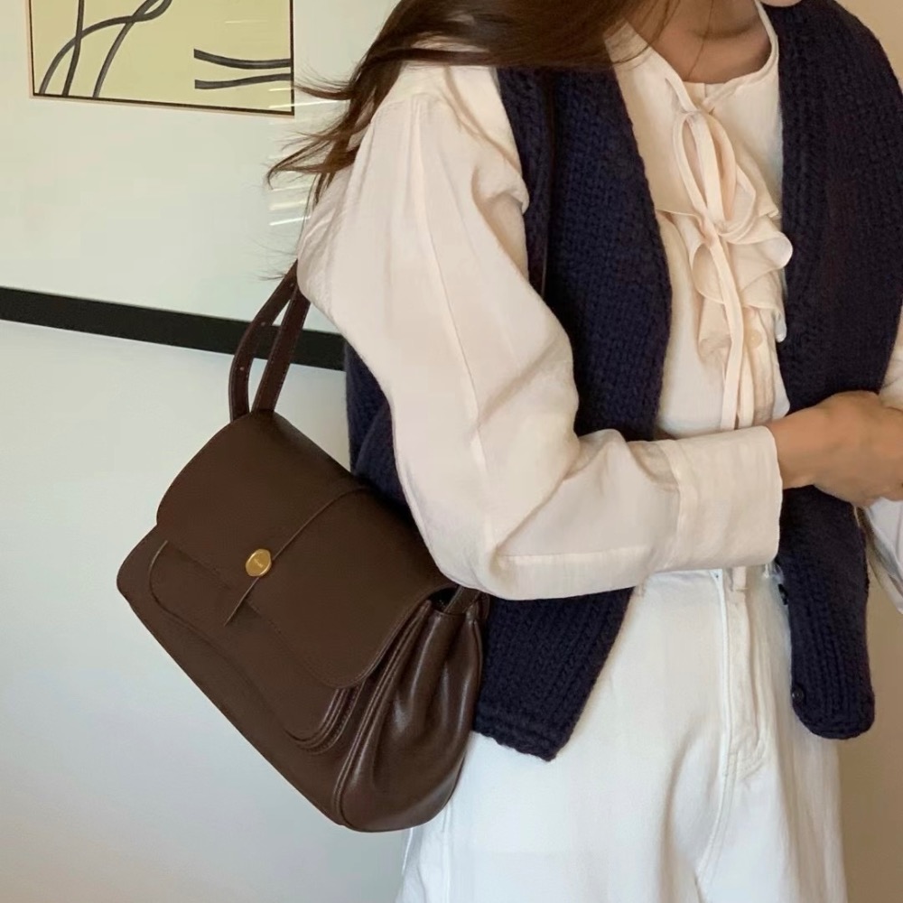KeCom。LÉONIE 牛皮款 信封包-細節圖4