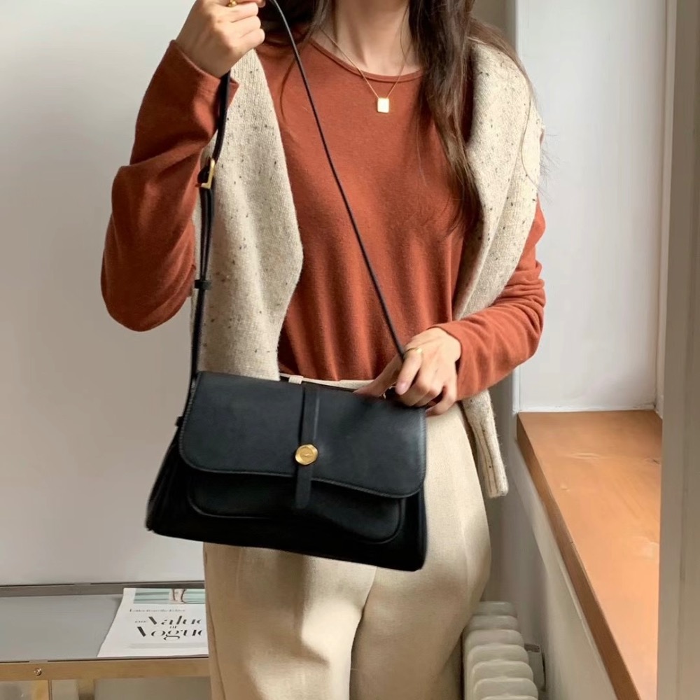 KeCom。LÉONIE 牛皮款 信封包-細節圖11