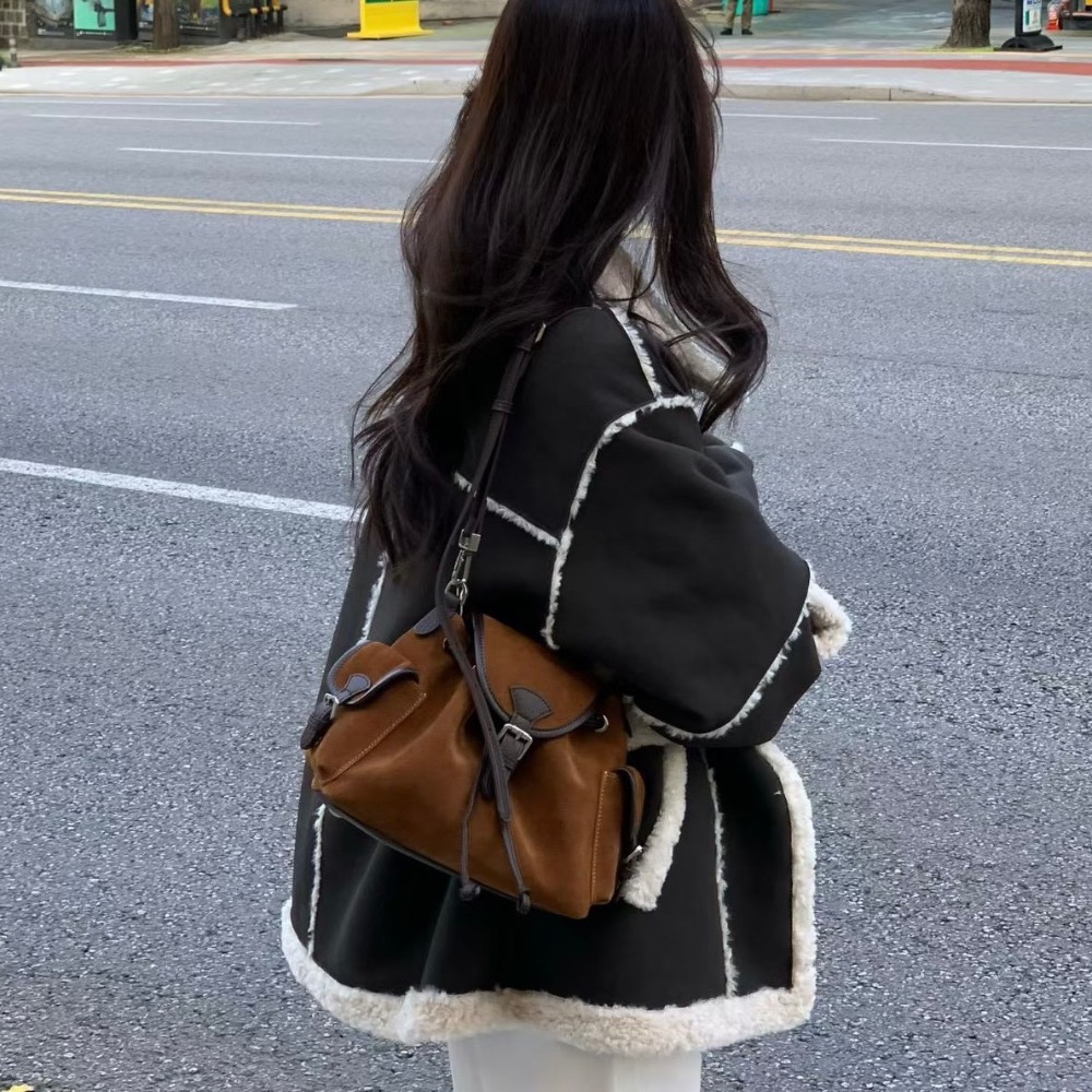 KeCom。LEONIE 真皮 麂皮 抽拉繩 肩背包 後背包-規格圖10