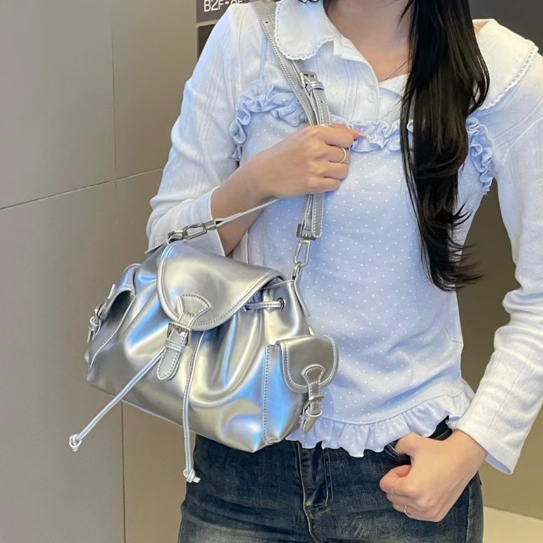 KeCom。LEONIE ONE MONE 真皮 肩背包 後背包-細節圖5