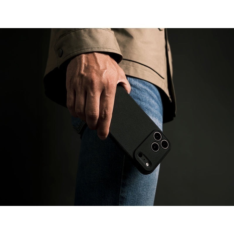 Caudabe SHEATH iPhone 17 Pro/ 17 Pro Max MagSafe 經典保護殼 極簡黑-細節圖5