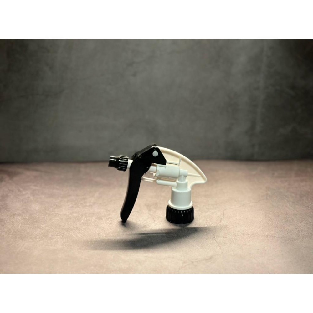 白黑1000ml HDPE耐酸鹼噴瓶/28/400可調式噴頭｜家用/汽車美容/清潔補充專用 半透明噴霧瓶-細節圖3